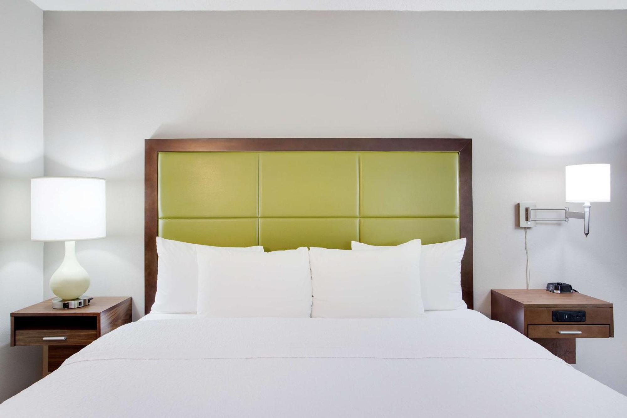 Hampton Inn Lancaster Exterior photo