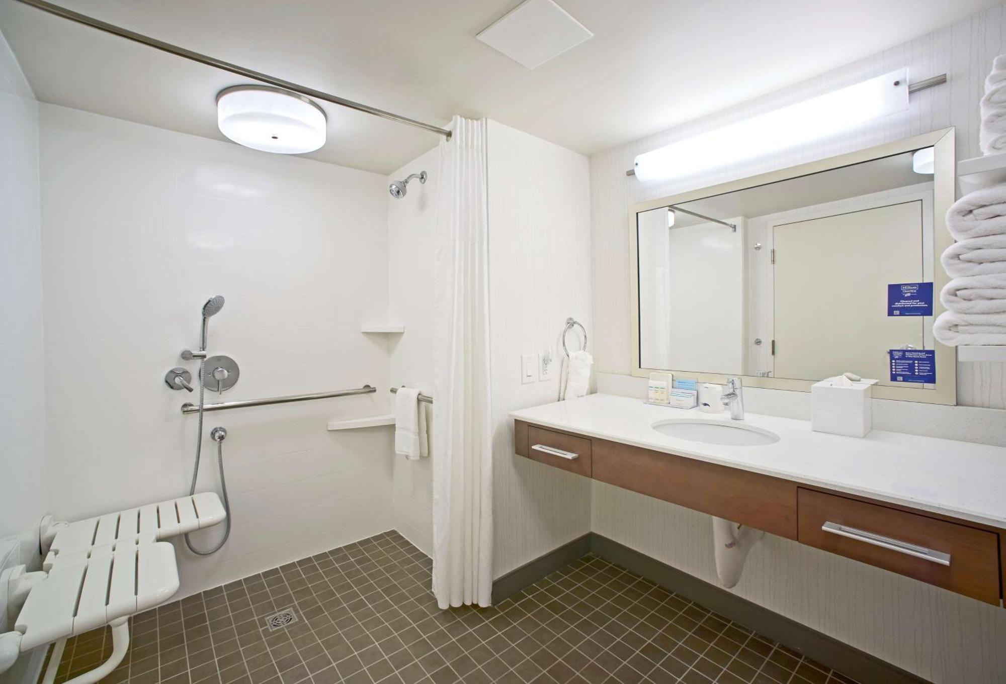 Hampton Inn Lancaster Exterior photo