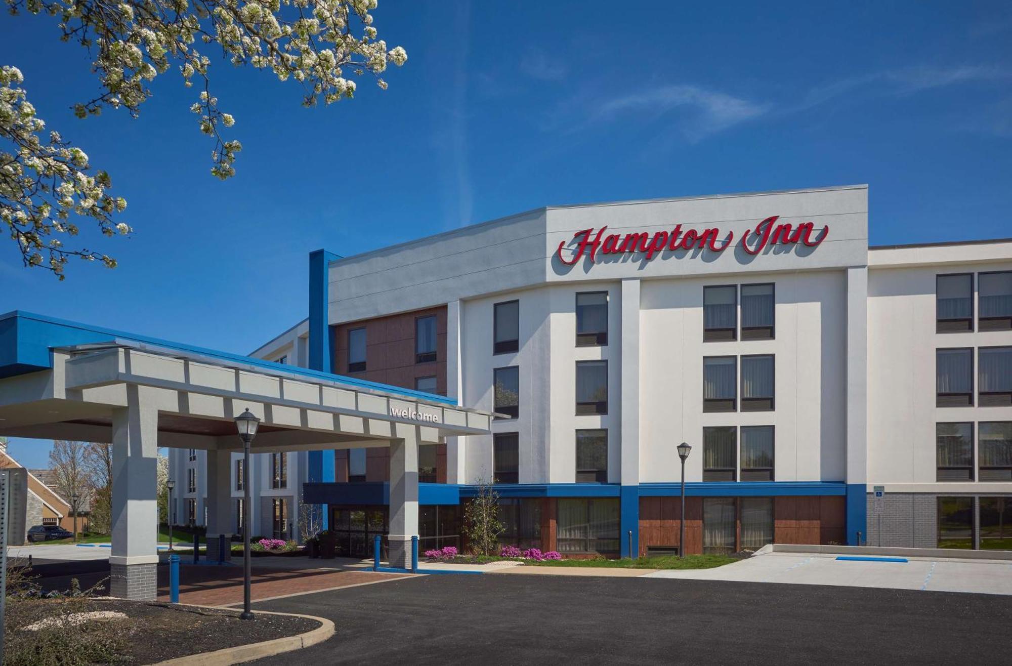 Hampton Inn Lancaster Exterior photo