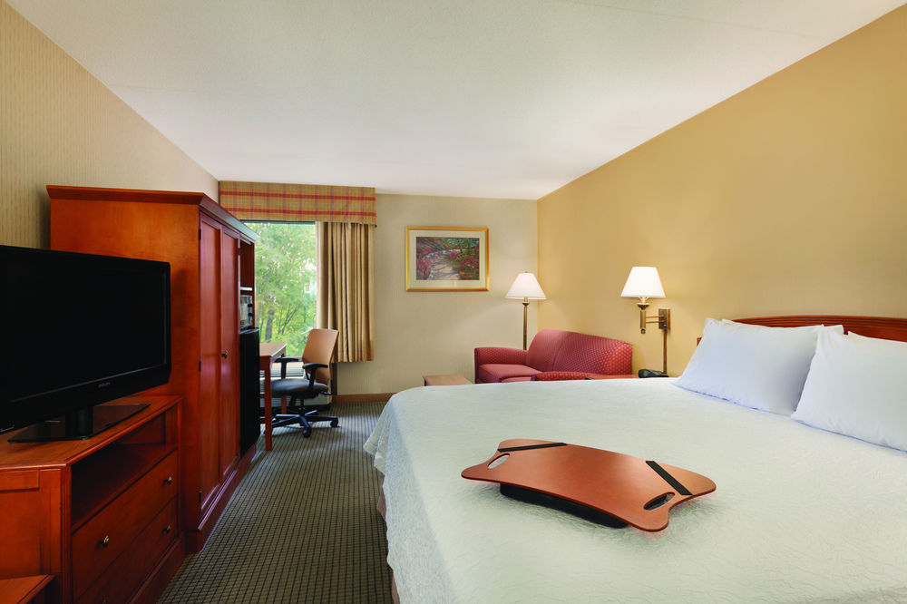 Hampton Inn Lancaster Exterior photo