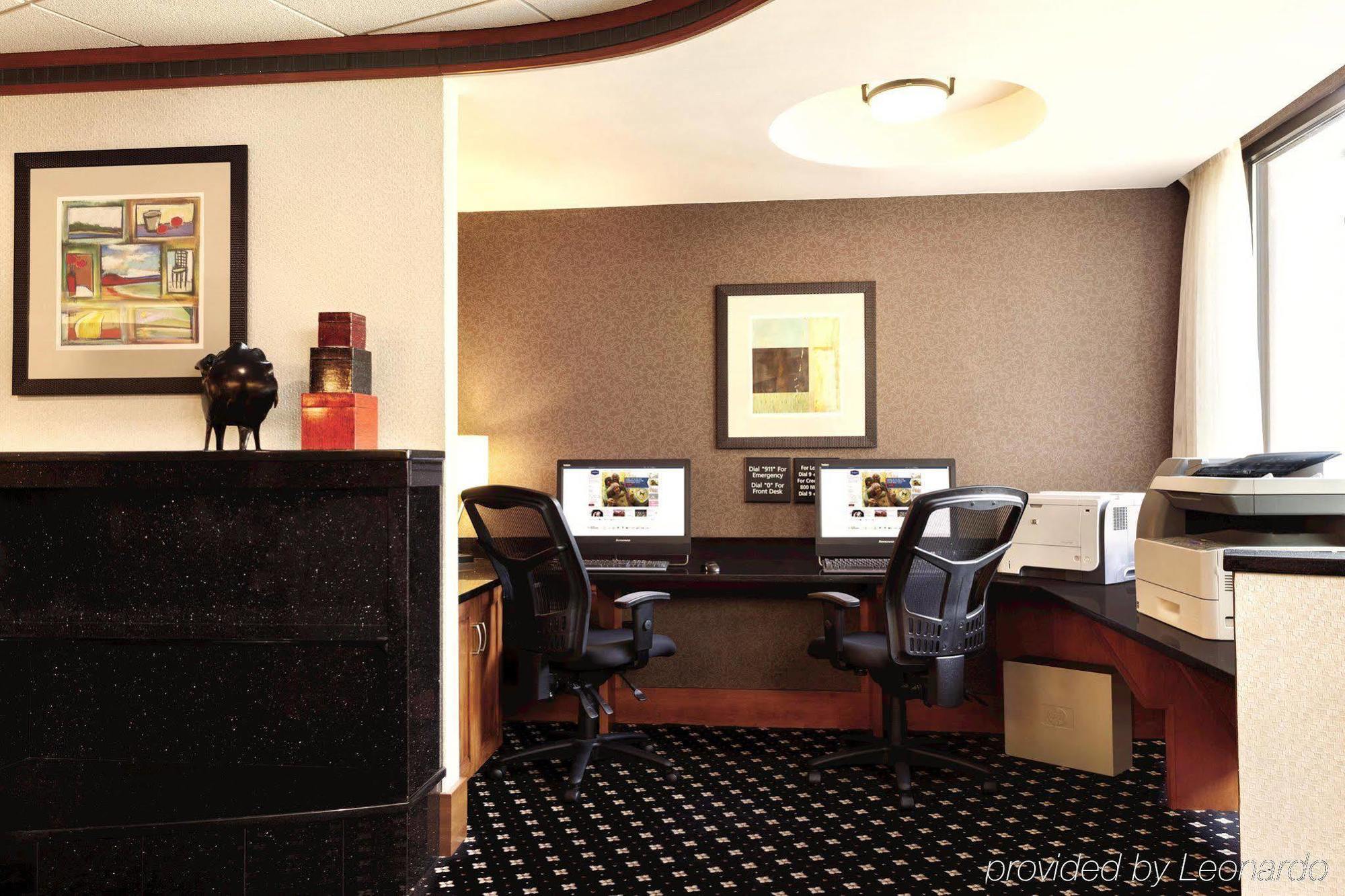 Hampton Inn Lancaster Exterior photo
