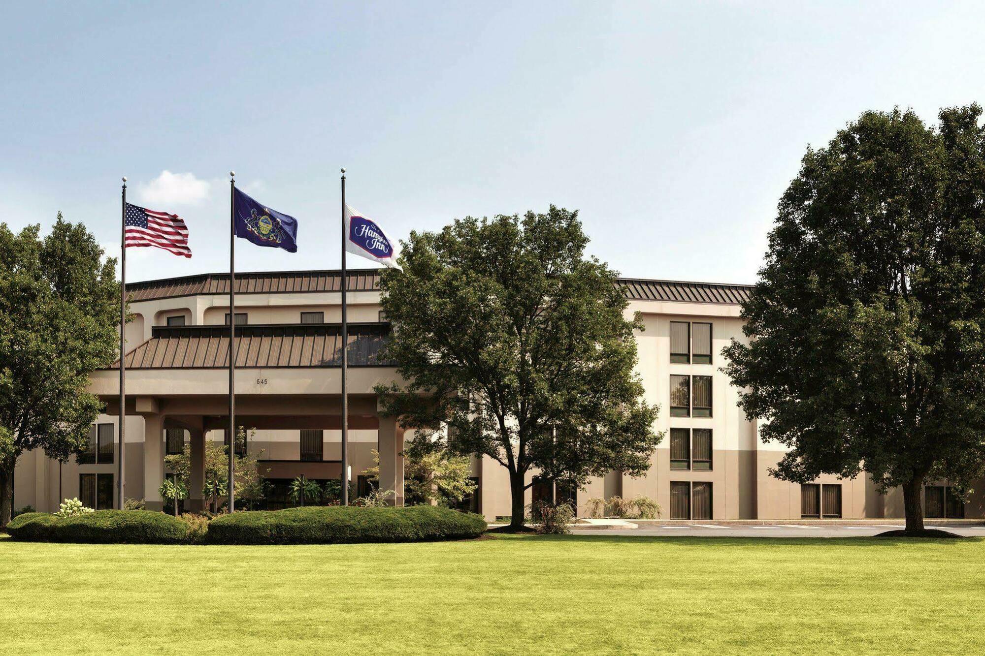 Hampton Inn Lancaster Exterior photo